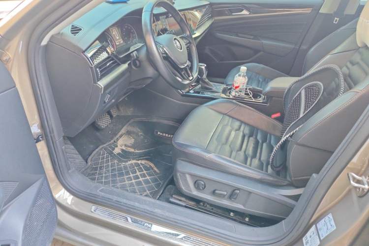 Used Volkswagen Passat 2020 330TSI Elite Edition China VI Driver Seat