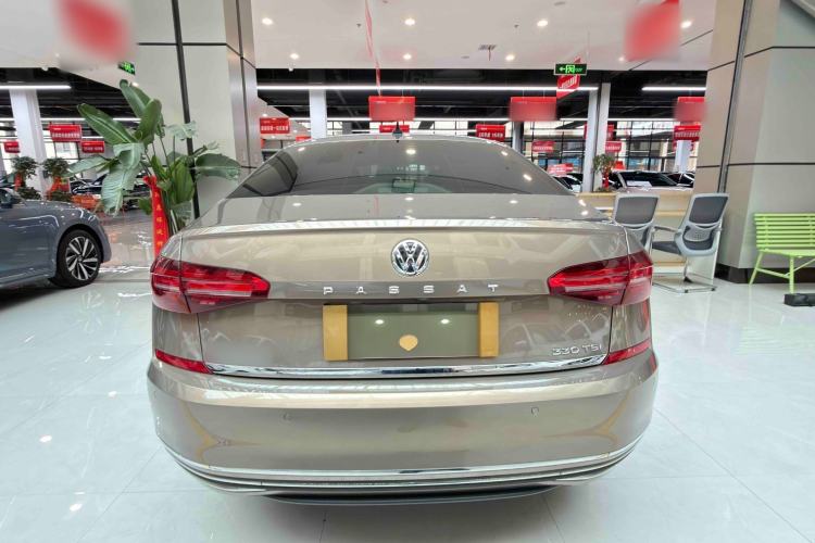 Used Volkswagen Passat 2020 330TSI Luxury Edition China VI Exterior 4