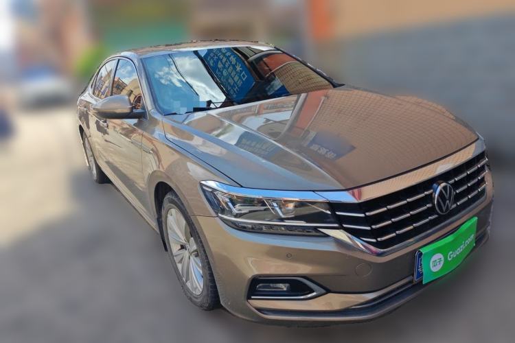 Used Volkswagen Passat 2020 330TSI Elite Edition China VI Front Right 45 Deg