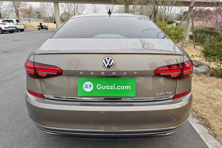 Used Volkswagen Passat 2020 330TSI Luxury Edition China VI Exterior 5