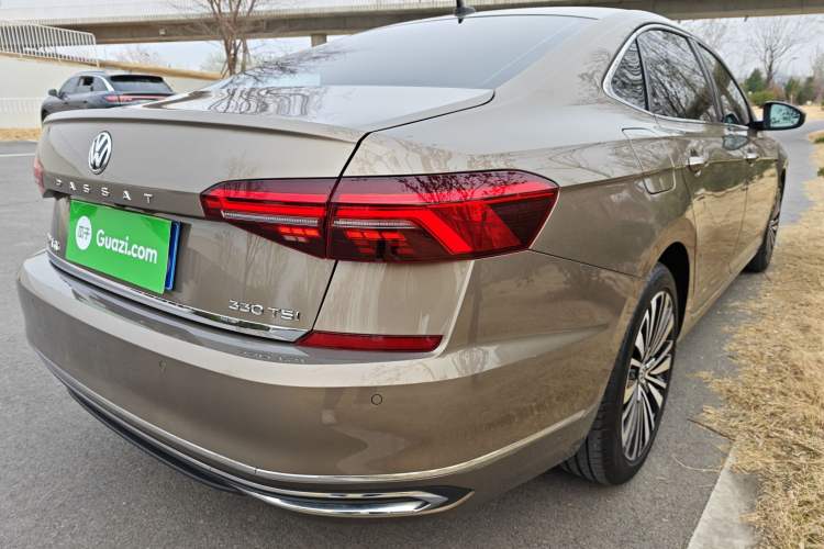 Used Volkswagen Passat 2020 330TSI Luxury Edition China VI Exterior 6