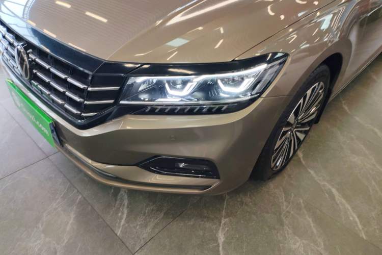 Used Volkswagen Passat 2020 330TSI Luxury Edition China VI Left Front Headlight