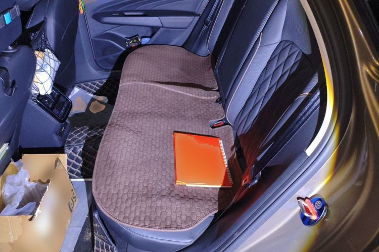 Used Volkswagen Passat 2020 330TSI Luxury Edition China VI Left Rear Seat