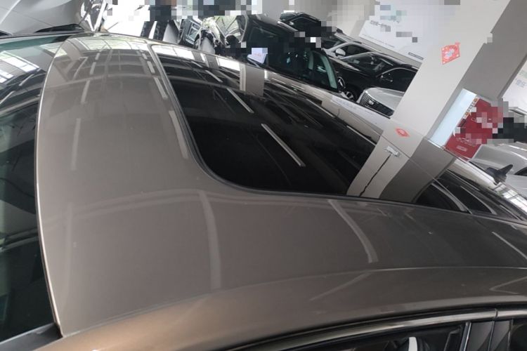Used Volkswagen Passat 2020 330TSI Luxury Edition China VI Roof
