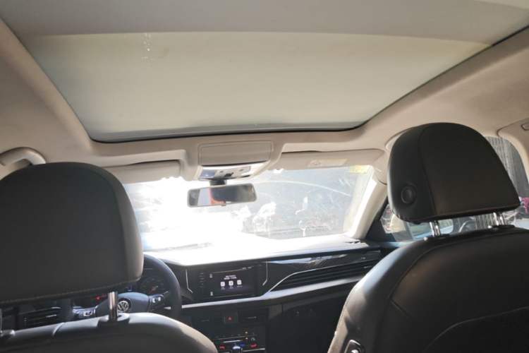 Used Volkswagen Passat 2020 330TSI Elite Edition China VI Headliner