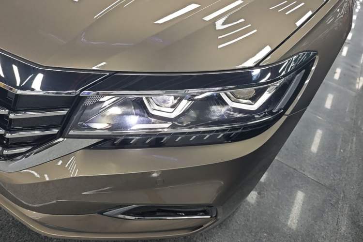 Used Volkswagen Passat 2020 Revised Version 330TSI Luxury Edition China VI Standard Left Front Headlight