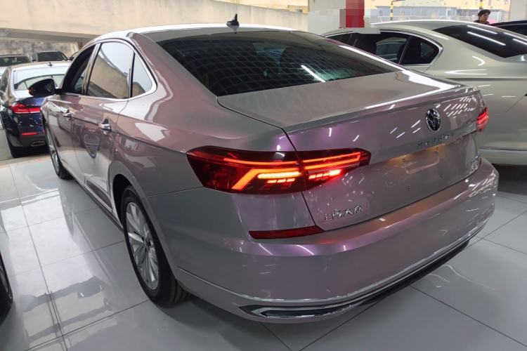 Used Volkswagen Passat 2020 Facelift 330TSI Elite Edition China VI Standard Exterior 2