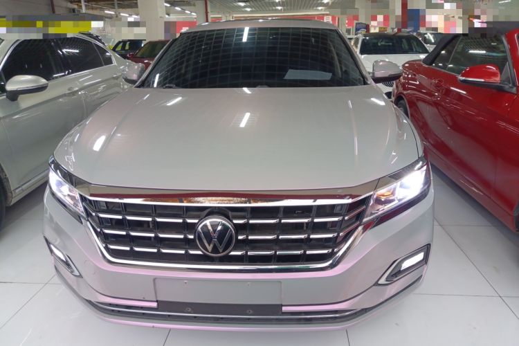Used Volkswagen Passat 2020 Facelift 330TSI Elite Edition China VI Standard Front