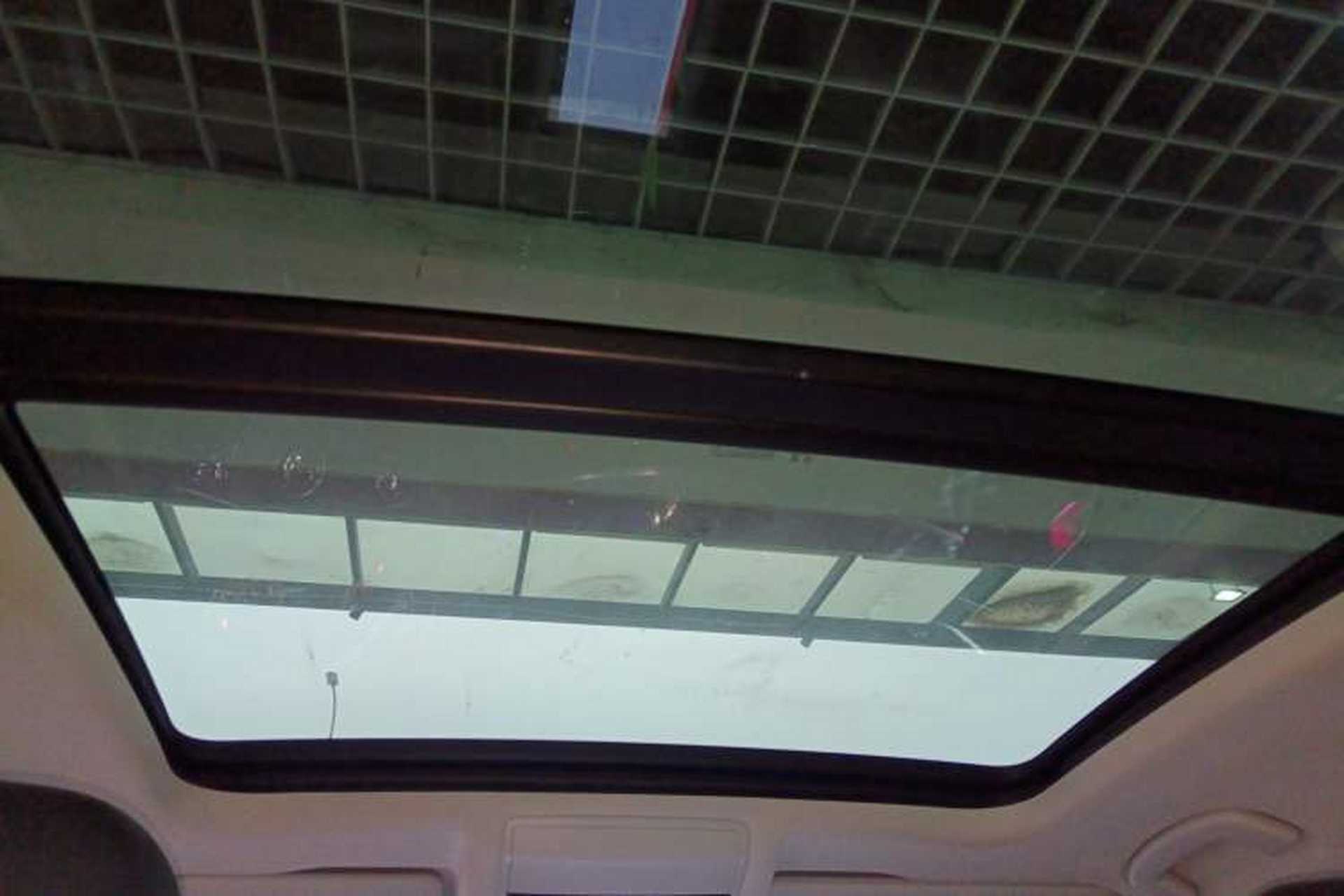 Used Volkswagen Passat 2020 Facelift 330TSI Elite Edition China VI Standard Headliner