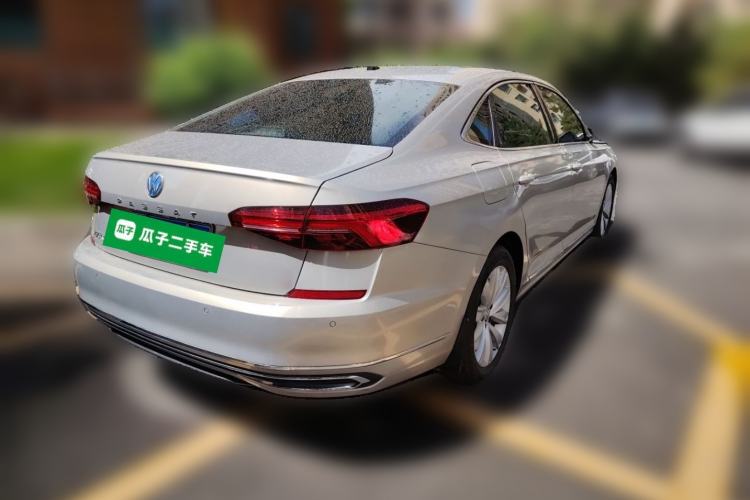 Used Volkswagen Passat 2020 330TSI Elite Edition China VI Rear Right 45 Deg