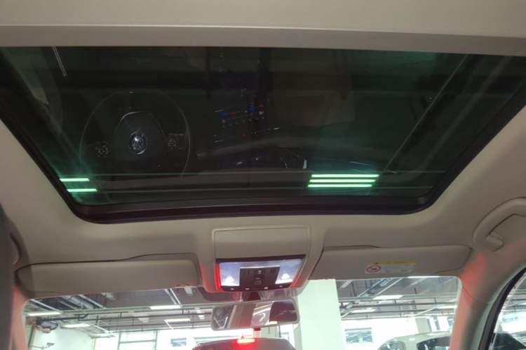 Used Volkswagen Passat 2020 330TSI Luxury Edition China VI Headliner