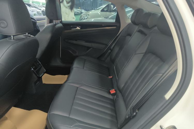 Used Volkswagen Passat 2020 Revised Version 280TSI Business Edition China VI Standard Left Rear Seat