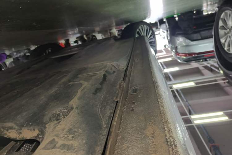Used Volkswagen Passat 2020 330TSI Luxury Edition China VI Left Side Sill