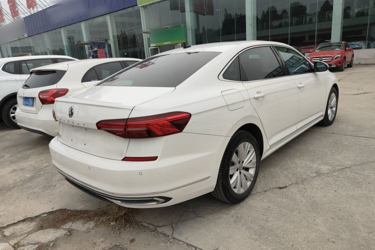 Used Volkswagen Passat 2020 330TSI Elite Edition China VI Rear Right 45 Deg