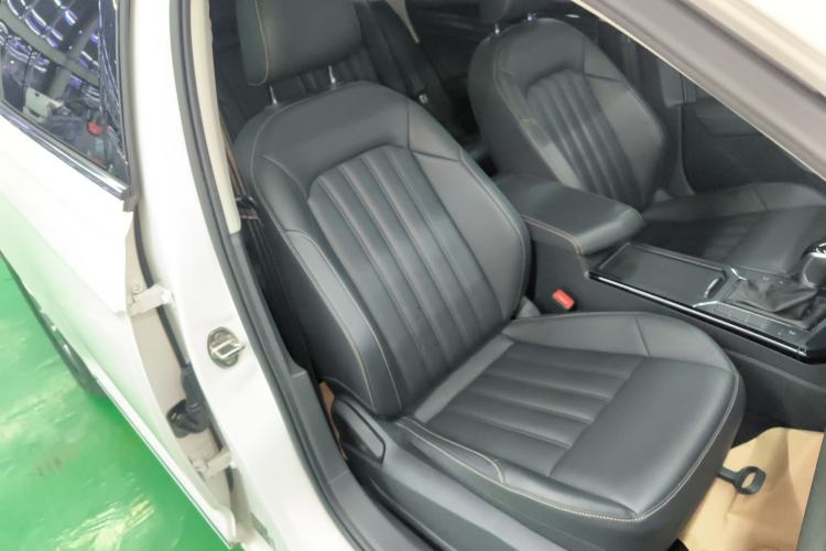 Used Volkswagen Passat 2020 Revised Version 280TSI Business Edition China VI Standard Right Front Seat