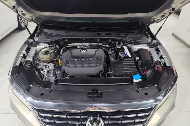 Used Volkswagen Passat 2020 330TSI Elite Edition China VI Engine Bay