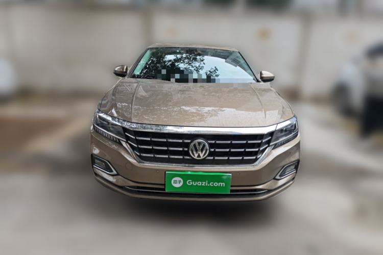 Used Volkswagen Passat 2020 330TSI Luxury Edition China VI Front