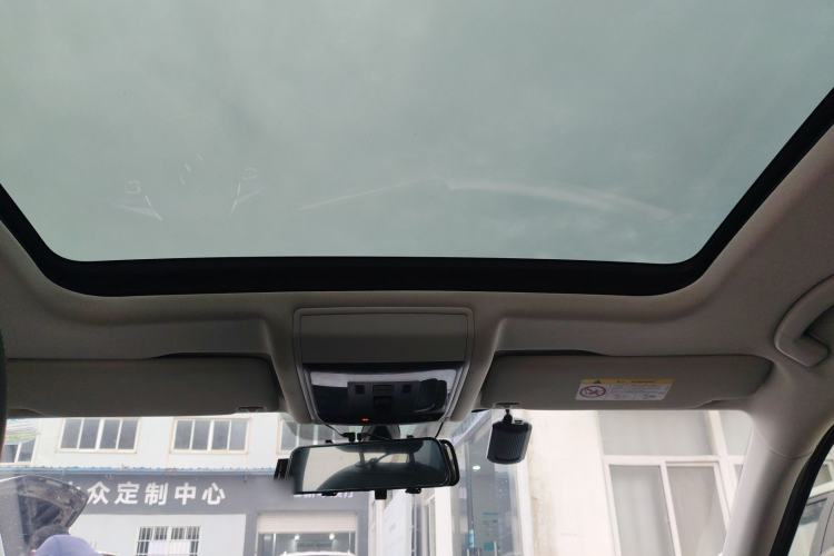 Used Volkswagen Passat 2020 Facelift 330TSI Elite Edition China VI Standard Headliner