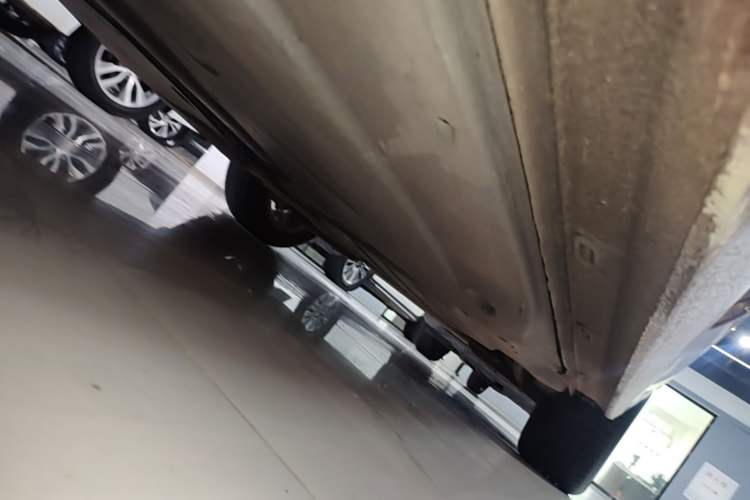 Used Volkswagen Passat 2020 330TSI Elite Edition China VI Left Side Sill