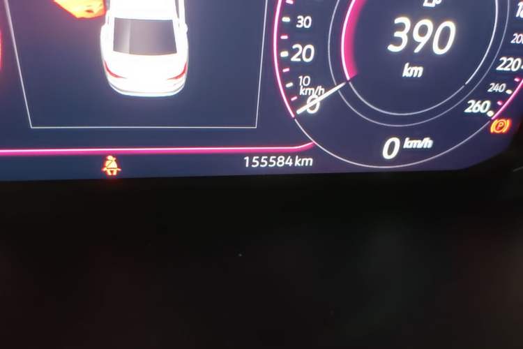 Used Volkswagen Passat 2020 330TSI Luxury Edition China VI Odometer Close Up