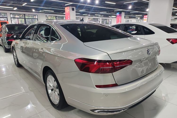 Used Volkswagen Passat 2020 330TSI Elite Edition China VI Rear Left 45 Deg