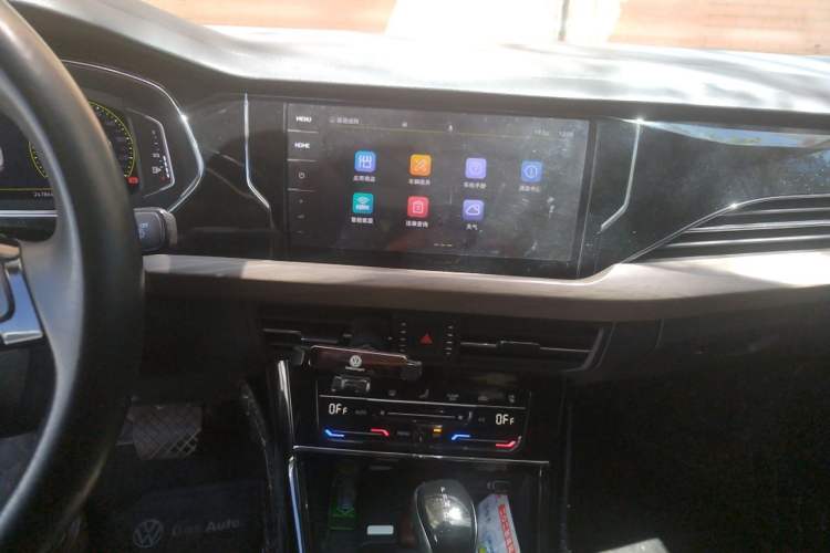 Used Volkswagen Passat 2021 380TSI Luxury Edition Audio And AC Panel