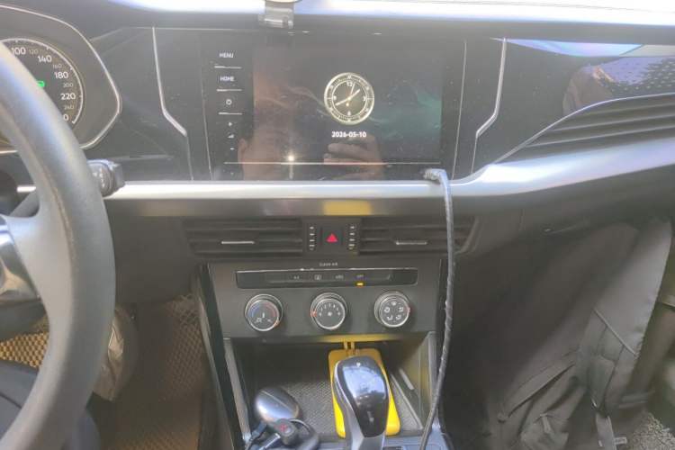 Used Volkswagen Passat 2021 280TSI Business Edition Audio And AC Panel