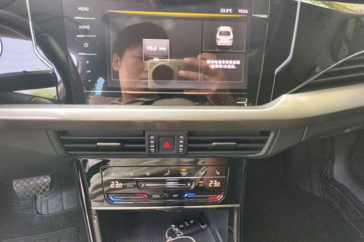 Used Volkswagen Passat 2021 330TSI Elite Edition Audio And AC Panel