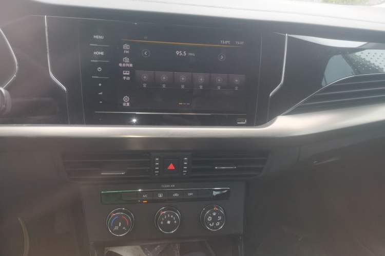 Used Volkswagen Passat 2021 330TSI Elite Edition Audio And AC Panel