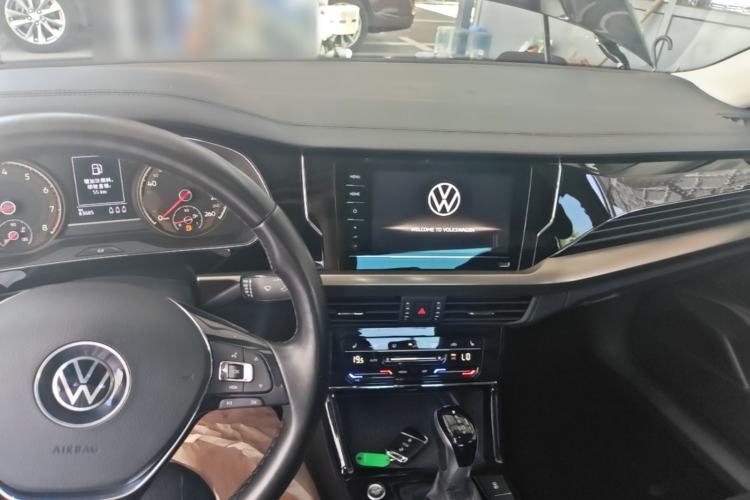 Used Volkswagen Passat 2021 330TSI Elite Edition Center Console
