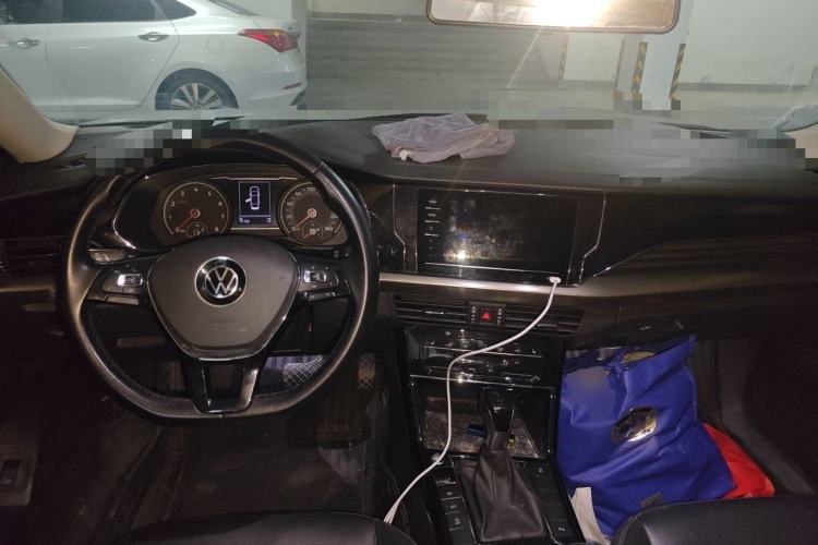 Used Volkswagen Passat 2021 330TSI Elite Edition Center Console