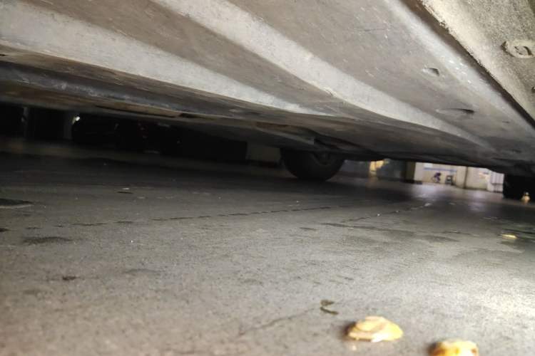 Used Volkswagen Passat  Chassis Front Left
