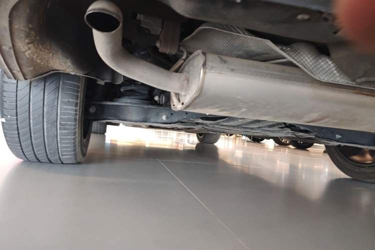 Used Volkswagen Passat 2021 330TSI Luxury Edition Chassis Rear Left
