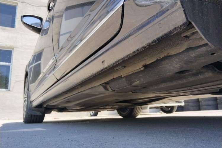 Used Volkswagen Passat 2021 330TSI Luxury Edition Chassis Rear Left