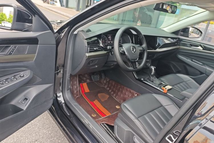 Used Volkswagen Passat 2021 280TSI Business Edition Driver Seat
