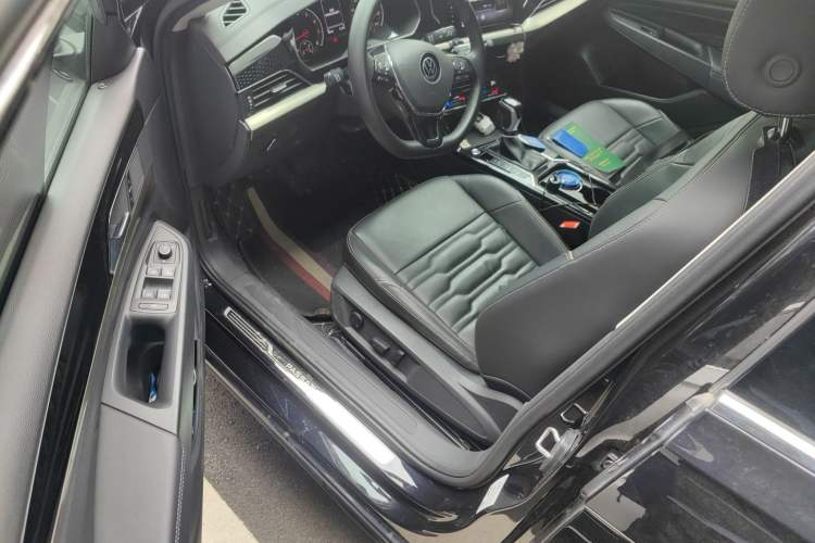 Used Volkswagen Passat 2021 280TSI Elite Edition Driver Seat