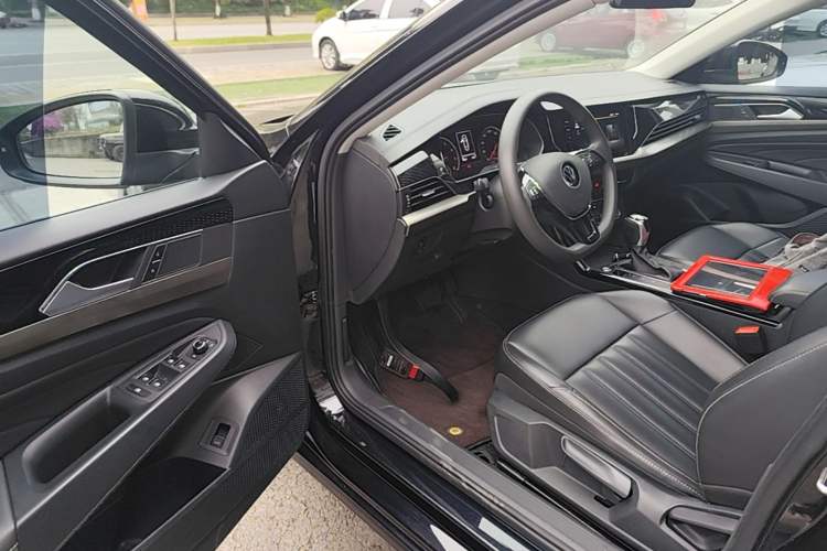 Used Volkswagen Passat 2021 280TSI Business Edition Driver Seat