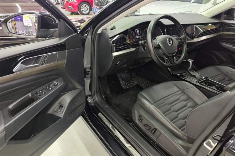 Used Volkswagen Passat 2021 330TSI Elite Edition Driver Seat