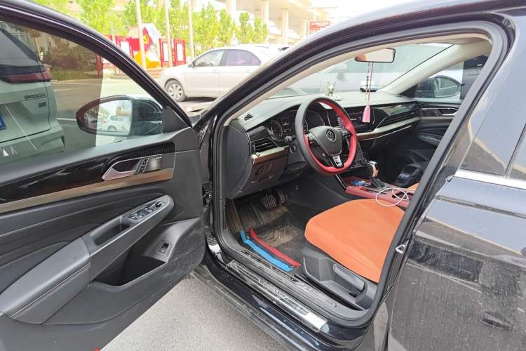 Used Volkswagen Passat 2021 280TSI Business Edition Driver Seat