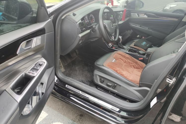 Used Volkswagen Passat 2021 330TSI Elite Edition Driver Seat