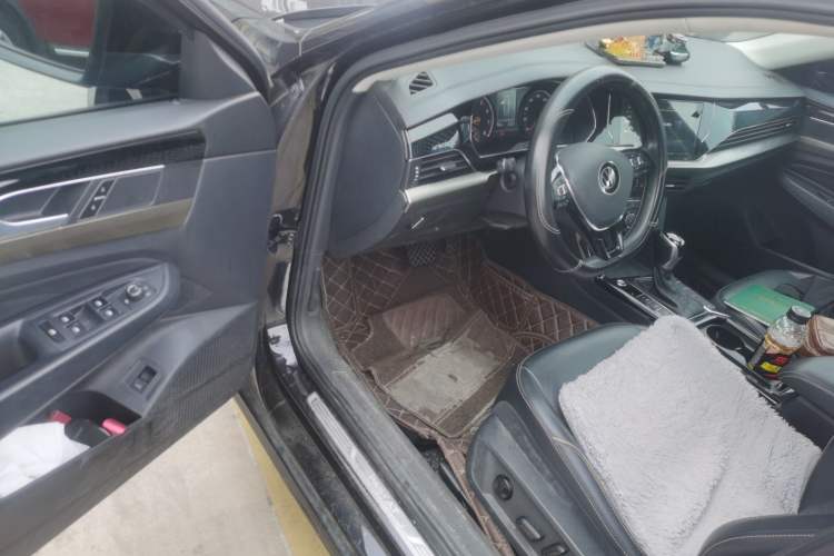 Used Volkswagen Passat 2021 330TSI Elite Edition Driver Seat