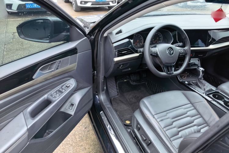 Used Volkswagen Passat 2021 330TSI Elite Edition Driver Seat