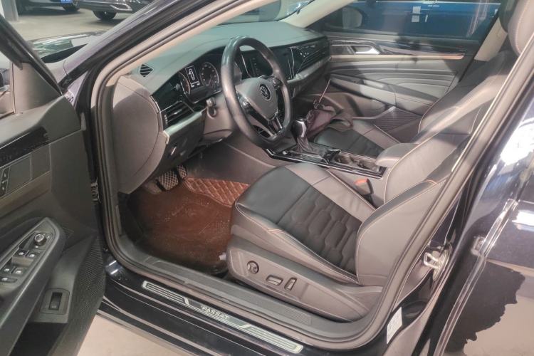 Used Volkswagen Passat 2021 280TSI Elite Edition Driver Seat