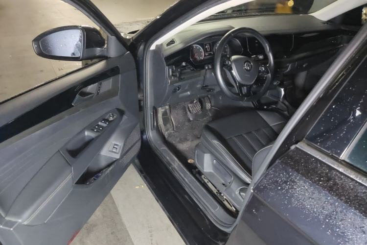 Used Volkswagen Passat  Driver Seat