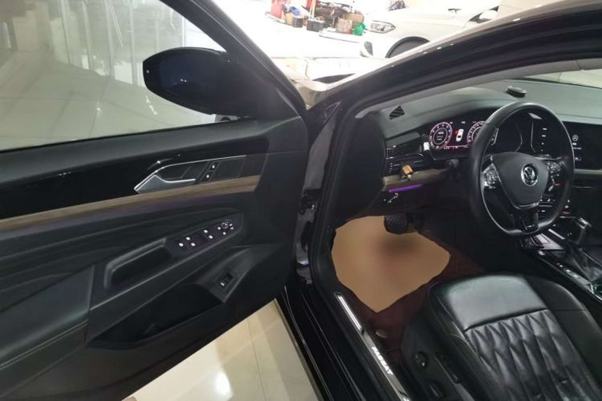Used Volkswagen Passat 2021 330TSI Luxury Edition Driver Seat