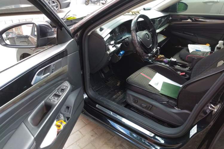 Used Volkswagen Passat 2021 330TSI Elite Edition Driver Seat
