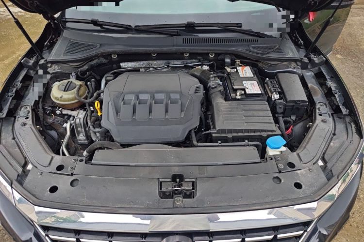 Used Volkswagen Passat 2021 330TSI Elite Edition Engine Bay