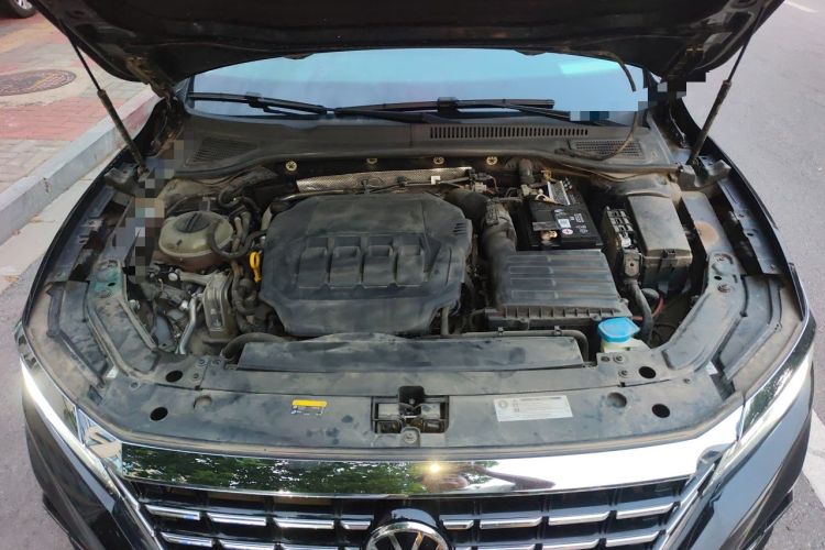 Used Volkswagen Passat 2021 330TSI Elite Edition Engine Bay