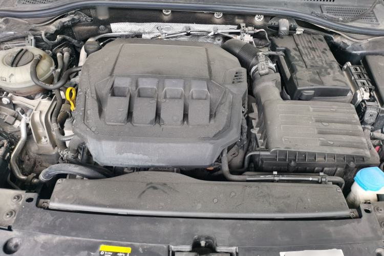 Used Volkswagen Passat 2021 330TSI Luxury Edition Engine Bay