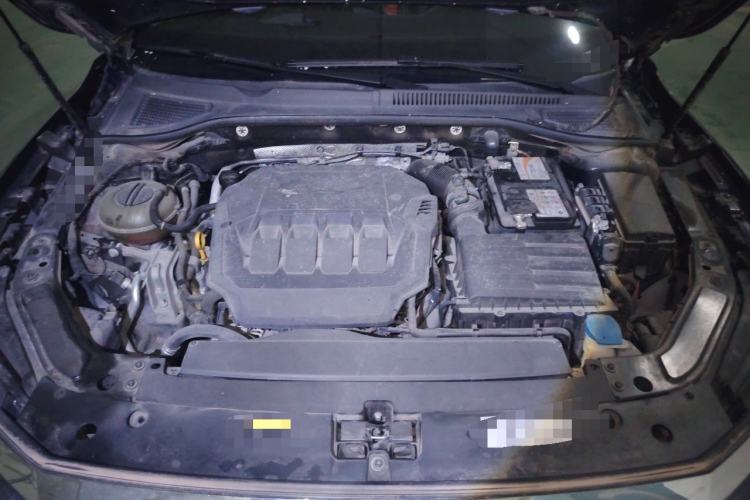 Used Volkswagen Passat 2021 330TSI Luxury Edition Engine Bay